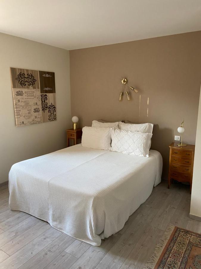 Les Chambres De L'Aigronne Le Petit-Pressigny Eksteriør billede
